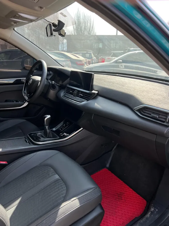 2020 DongFeng Aeolus YiXuan 1.0T 125HP L3 5MT,autocango,china used car exporter,china ev exporter,chinese used car exporter,chinese used ev exporter