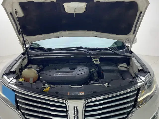 2018 Lincoln MKC 2.0T 203HP L4 6AT,autocango,china used car exporter,china ev exporter,chinese used car exporter,chinese used ev exporter