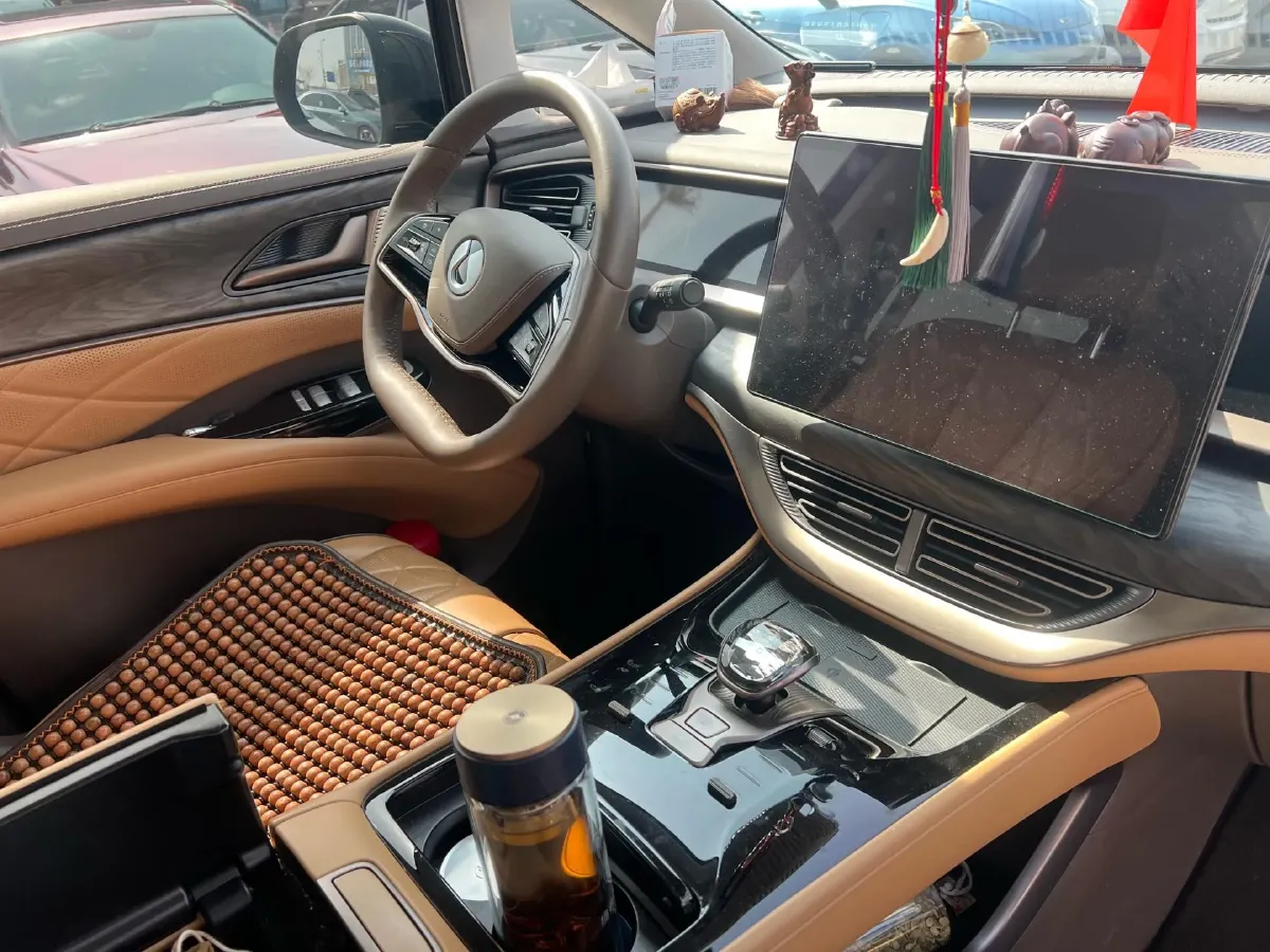 2024 Denza D9 1.5T 139HP L4 E-CVT PHEV 40KWH,autocango,china used car exporter,china ev exporter,chinese used car exporter,chinese used ev exporter