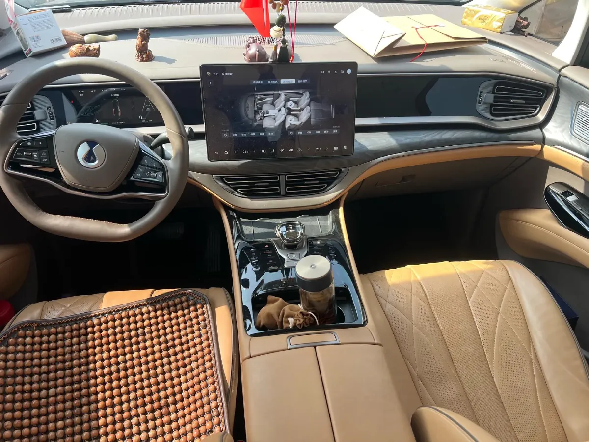 2024 Denza D9 1.5T 139HP L4 E-CVT PHEV 40KWH,autocango,china used car exporter,china ev exporter,chinese used car exporter,chinese used ev exporter