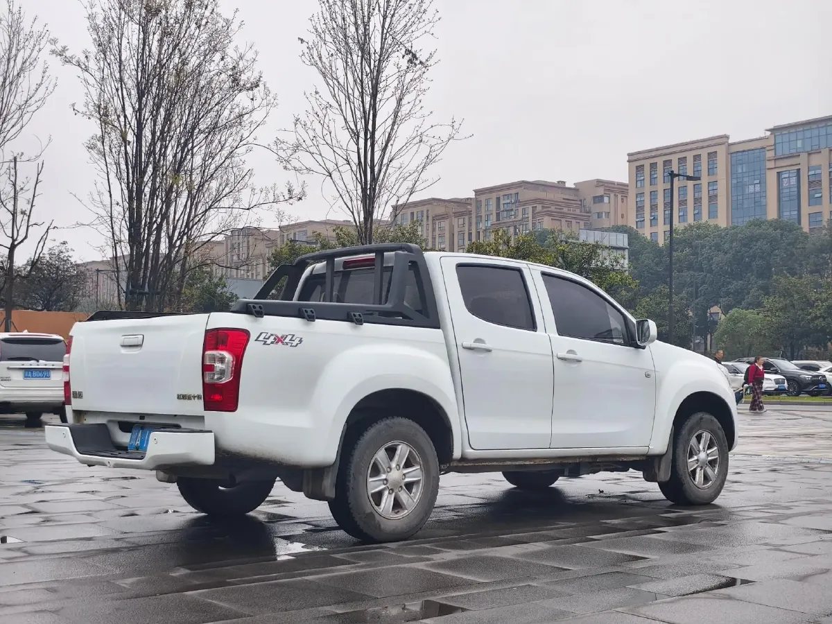 2020 Isuzu Jim 2.5T 150HP L4 6MT,autocango,china used car exporter,china ev exporter,chinese used car exporter,chinese used ev exporter