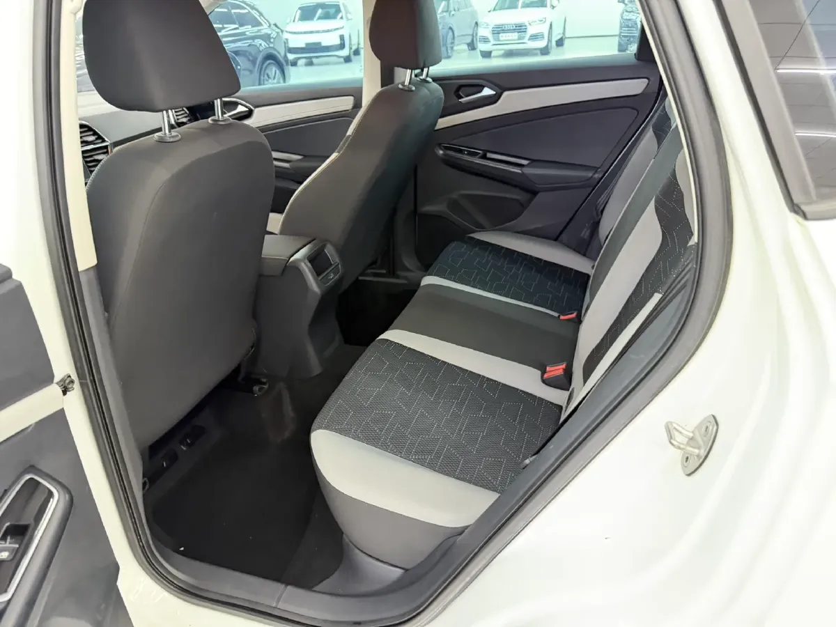 2022 Jetta VS5 1.4T 150HP L4 6AT,autocango,china used car exporter,china ev exporter,chinese used car exporter,chinese used ev exporter