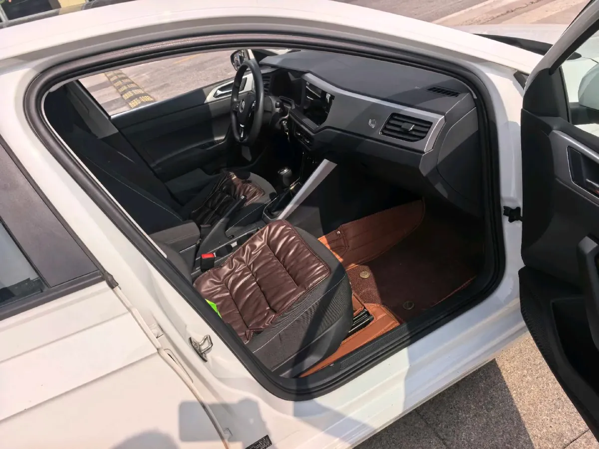 2021 Bestune T55 1.5T 169HP L4 7DCT,autocango,china used car exporter,china ev exporter,chinese used car exporter,chinese used ev exporter