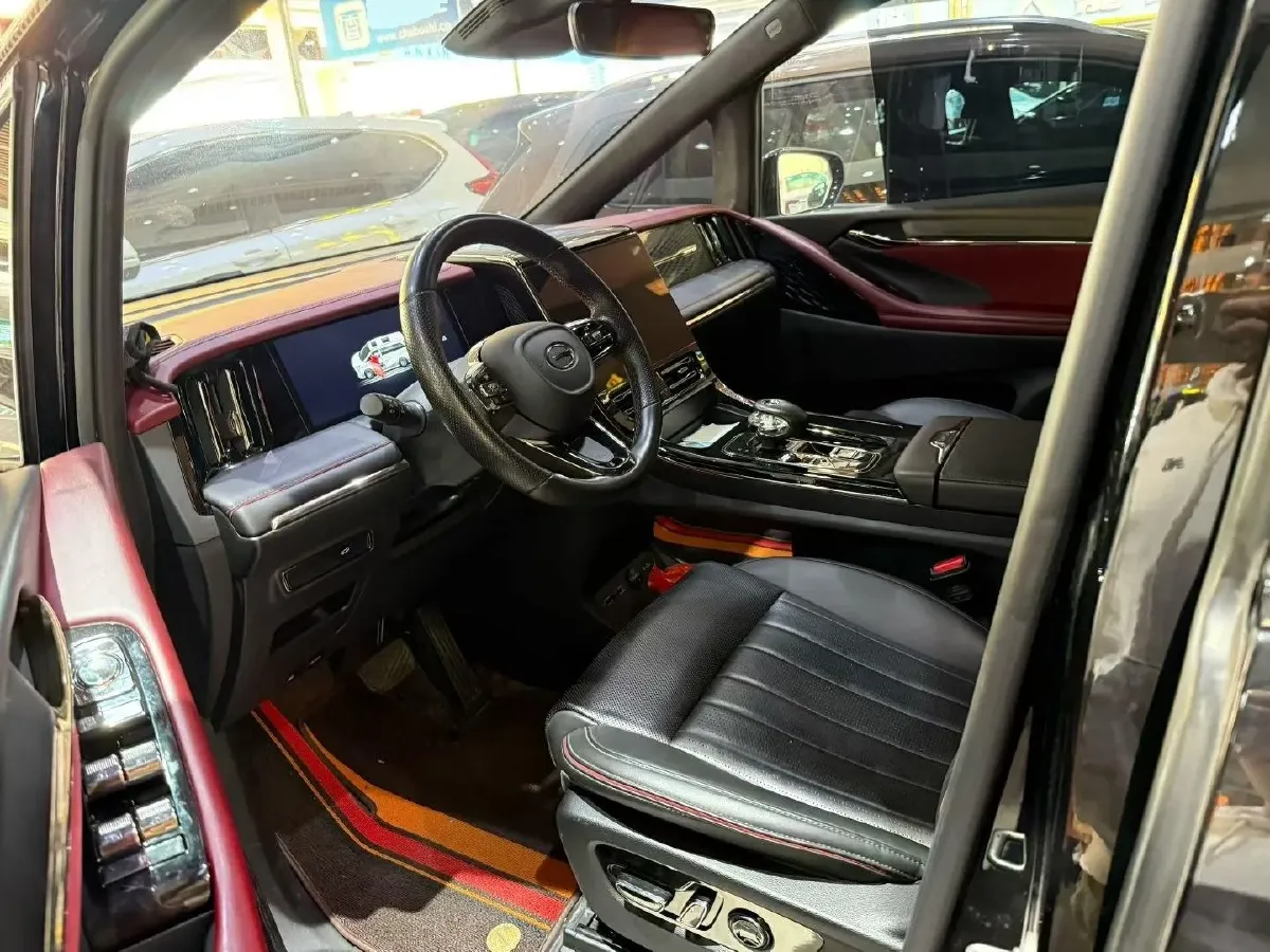 2023 GAC Trumpchi M8 2.0T 252HP L4 8AT,autocango,china used car exporter,china ev exporter,chinese used car exporter,chinese used ev exporter