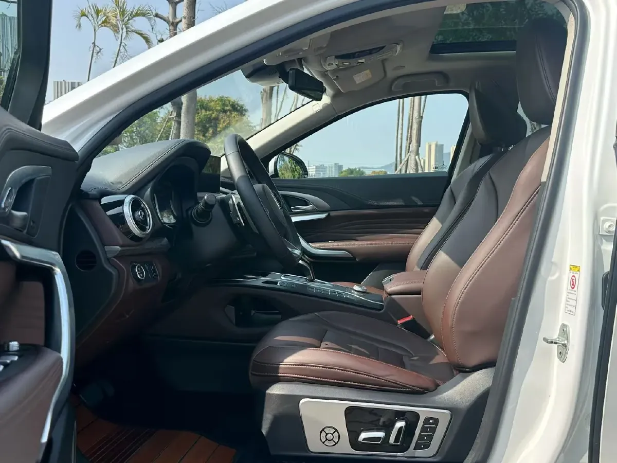 2020 WEY VV7 2.0T 227HP L4 7DCT,autocango,china used car exporter,china ev exporter,chinese used car exporter,chinese used ev exporter