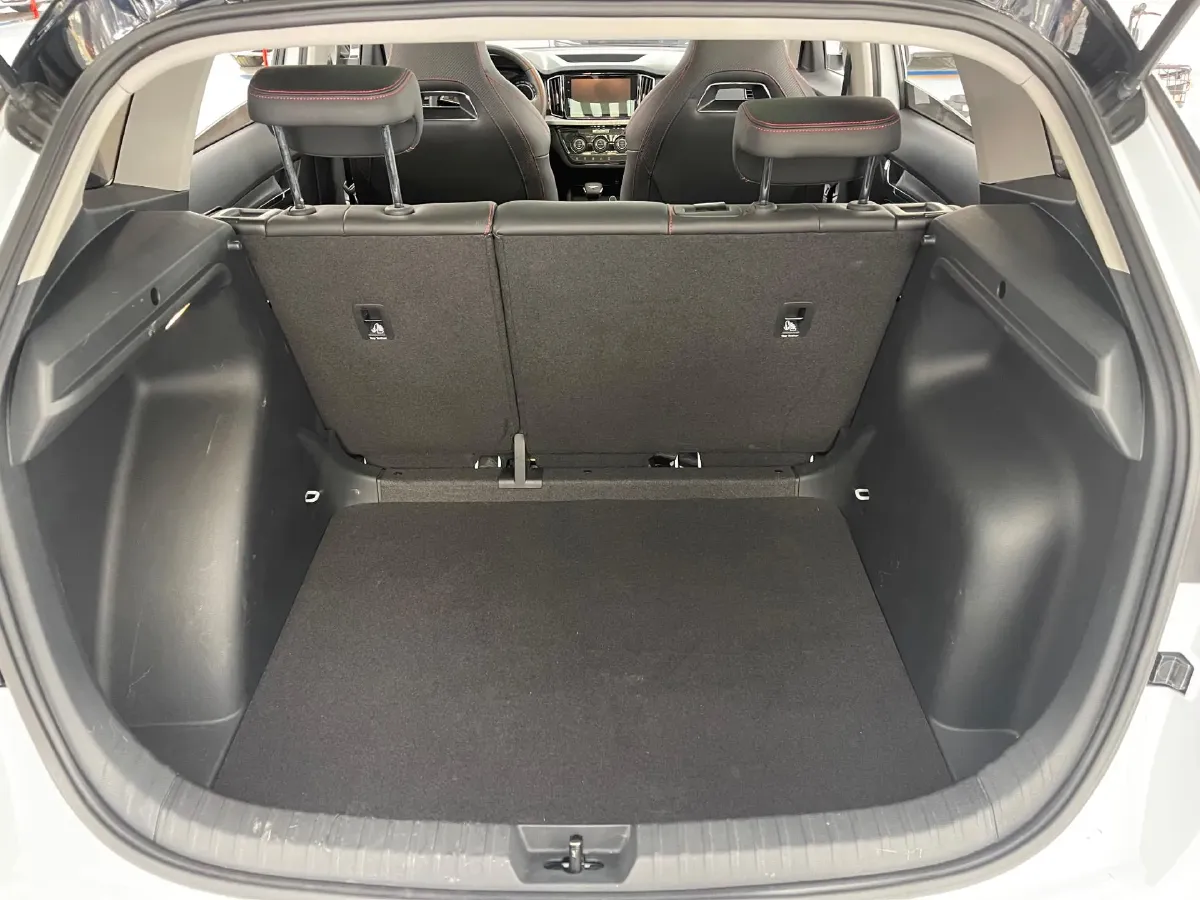 2023 Skoda Kamiq 1.5L 109HP L4 6AT,autocango,china used car exporter,china ev exporter,chinese used car exporter,chinese used ev exporter