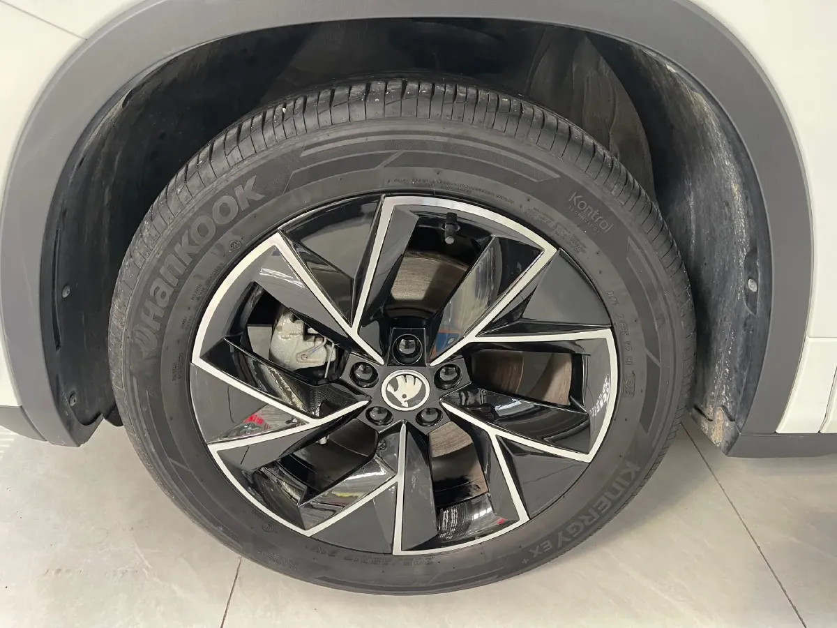 2023 Skoda Kamiq 1.5L 109HP L4 6AT,autocango,china used car exporter,china ev exporter,chinese used car exporter,chinese used ev exporter