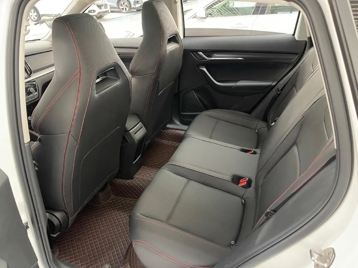 2023 Skoda Kamiq 1.5L 109HP L4 6AT,autocango,china used car exporter,china ev exporter,chinese used car exporter,chinese used ev exporter