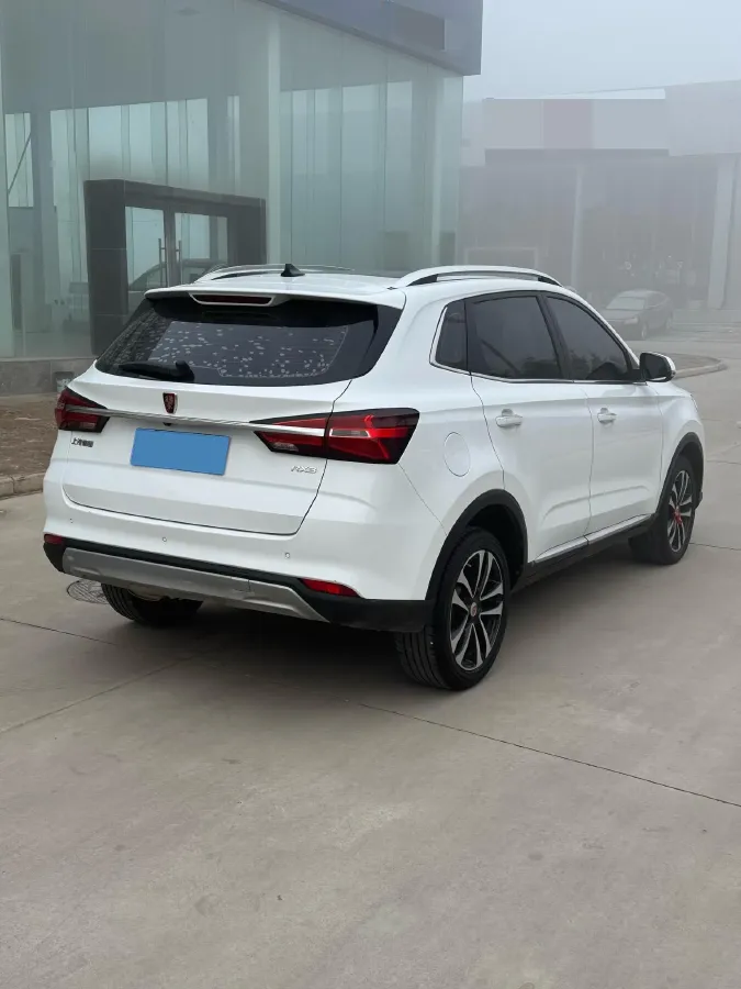 2020 Roewe RX3 1.6L 125HP L4 5MT,autocango,china used car exporter,china ev exporter,chinese used car exporter,chinese used ev exporter