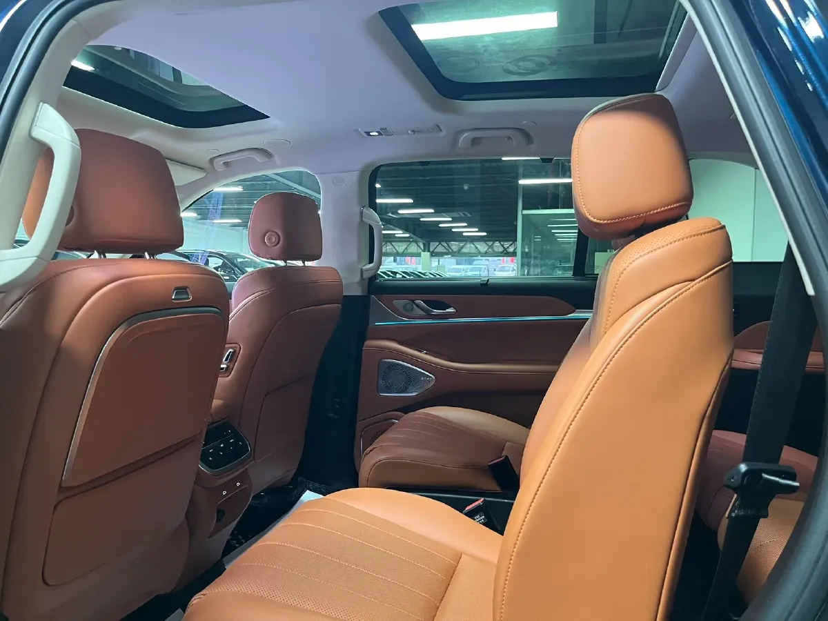 2025 WEY BlueMountain 1.5T 170HP L4 4DHT PHEV 44.5KWH,autocango,china used car exporter,china ev exporter,chinese used car exporter,chinese used ev exporter