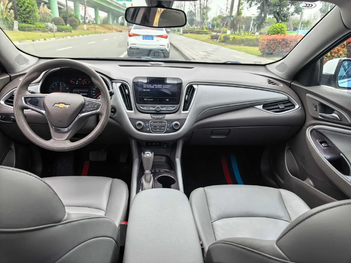 2019 Chevrolet Malibu XL 1.3T 165HP L3 CVT,autocango,china used car exporter,china ev exporter,chinese used car exporter,chinese used ev exporter