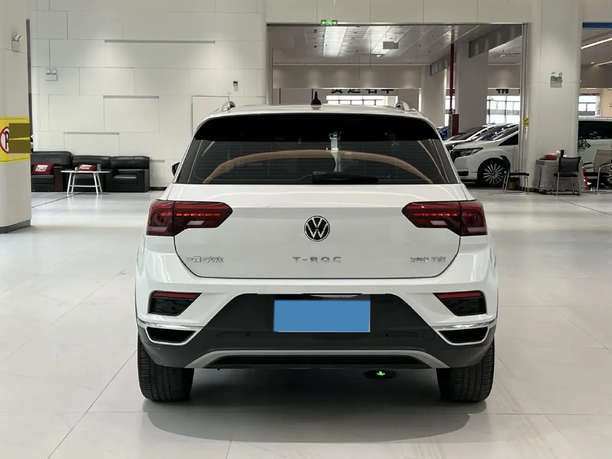 2022 Volkswagen T-Roc 1.4T 150HP L4 7DCT,autocango,china used car exporter,china ev exporter,chinese used car exporter,chinese used ev exporter