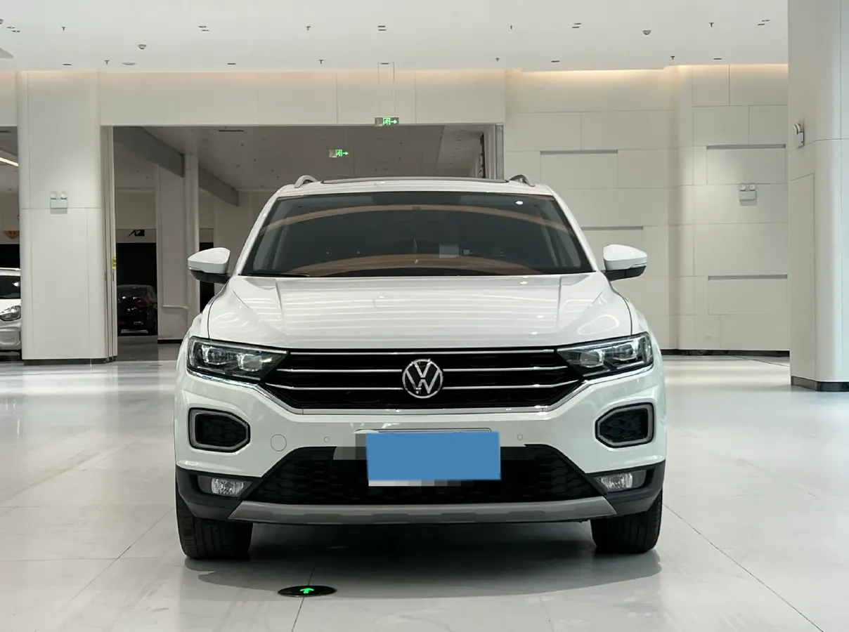 2022 Volkswagen T-Roc 1.4T 150HP L4 7DCT,autocango,china used car exporter,china ev exporter,chinese used car exporter,chinese used ev exporter