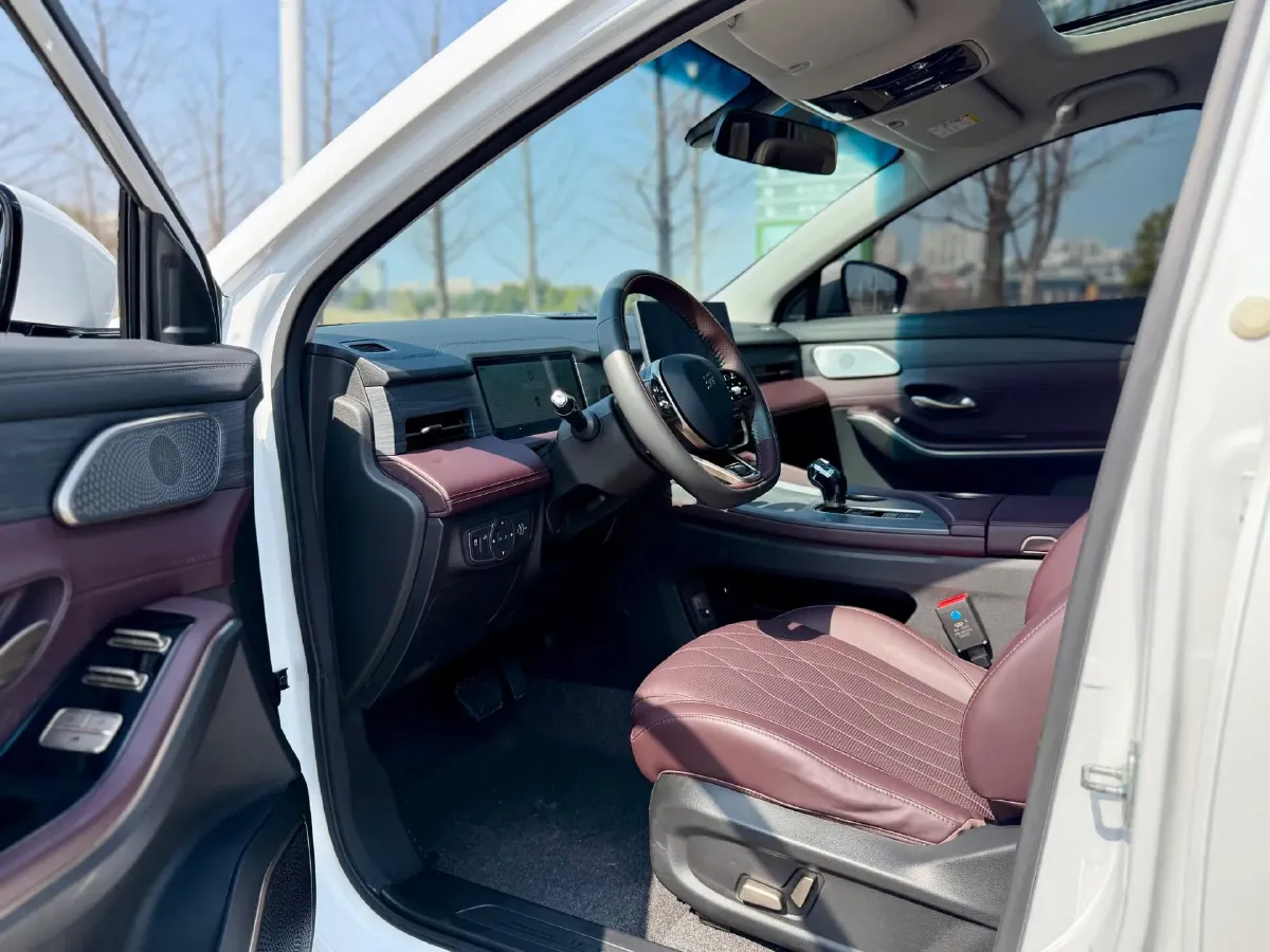 2024 Jetour X90 PRO 1.6T 197HP L4 7DCT,autocango,china used car exporter,china ev exporter,chinese used car exporter,chinese used ev exporter