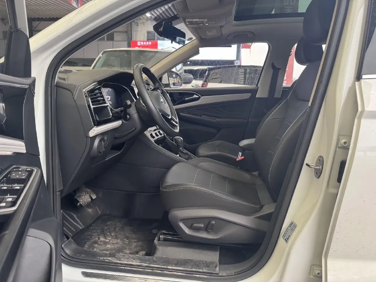 2023 Jetta VS7 1.4T 150HP L4 6AT,autocango,china used car exporter,china ev exporter,chinese used car exporter,chinese used ev exporter