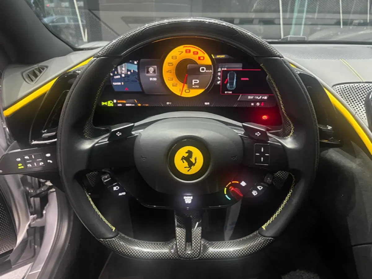 2020 Ferrari Roma 3.9T 620HP V8 8DCT,autocango,china used car exporter,china ev exporter,chinese used car exporter,chinese used ev exporter