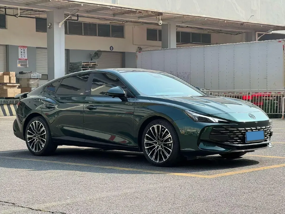 2023 MG 7 2.0T 261HP L4 9AT,autocango,china used car exporter,china ev exporter,chinese used car exporter,chinese used ev exporter