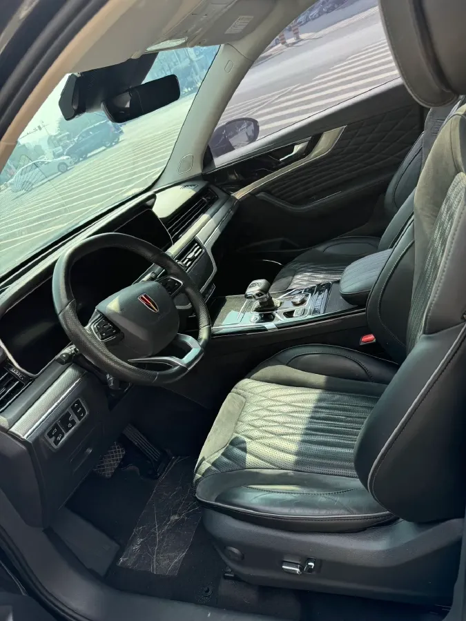 2022 HongQi HS5 2.0T 224HP L4 6AT,autocango,china used car exporter,china ev exporter,chinese used car exporter,chinese used ev exporter