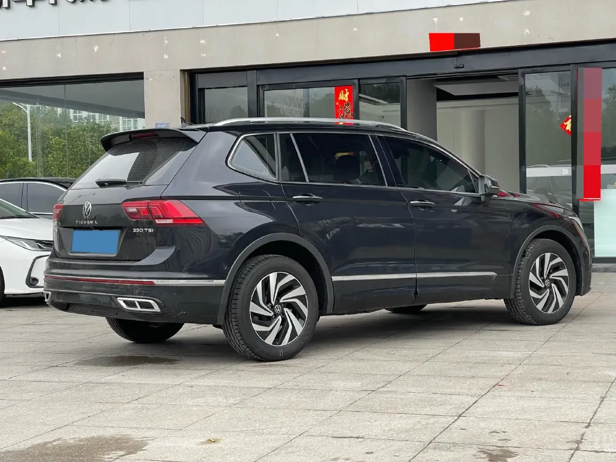 2024 Volkswagen Tiguan L 2.0T 186HP L4 7DCT,autocango,china used car exporter,china ev exporter,chinese used car exporter,chinese used ev exporter