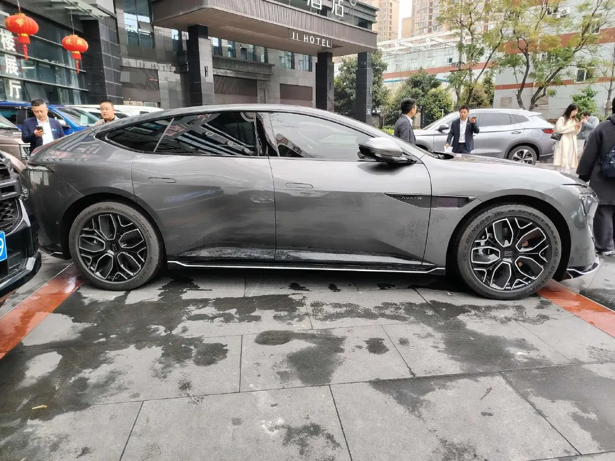 2025 Avatr 12 BEV 94.53KWH,autocango,china used car exporter,china ev exporter,chinese used car exporter,chinese used ev exporter