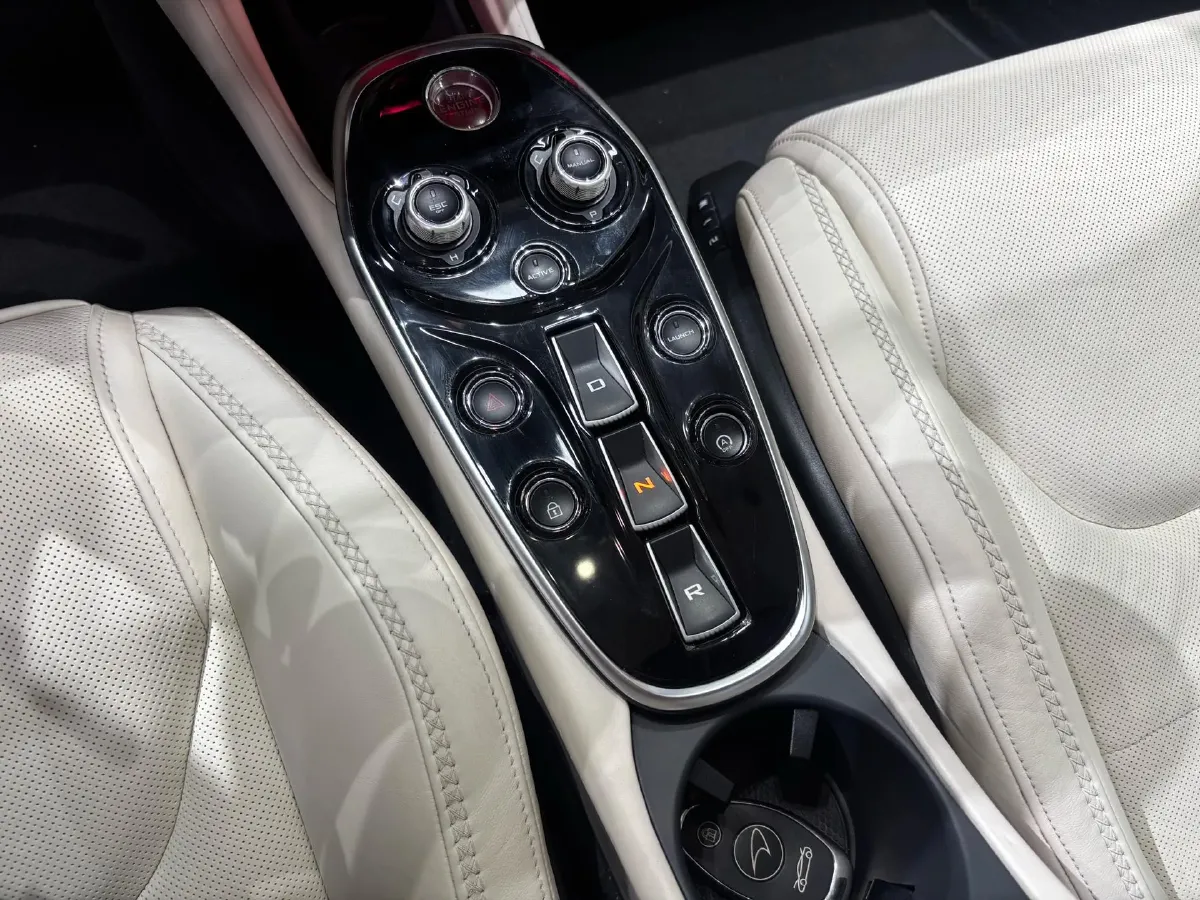 2019 Lorinser MAYBACH S Class 3.0T 367HP V6 9AT,autocango,china used car exporter,china ev exporter,chinese used car exporter,chinese used ev exporter