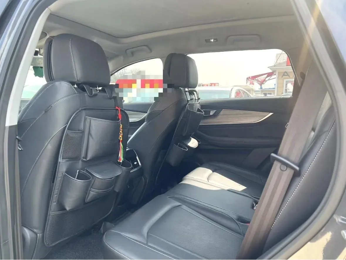 2022 Chery Tiggo 8 Plus 1.6T 197HP L4 7DCT,autocango,china used car exporter,china ev exporter,chinese used car exporter,chinese used ev exporter