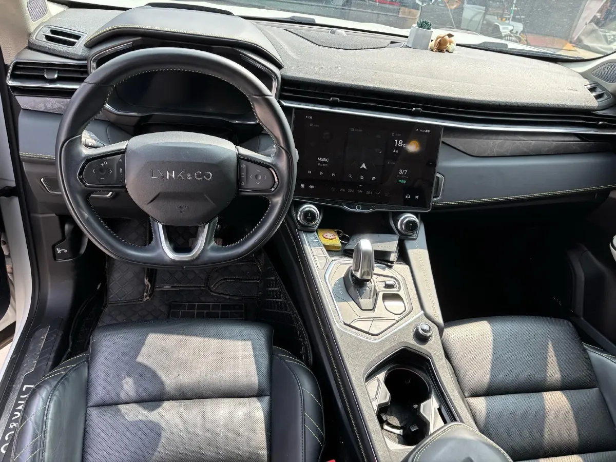 2020 LYNK&CO 05 2.0T 254HP L4 8AT,autocango,china used car exporter,china ev exporter,chinese used car exporter,chinese used ev exporter