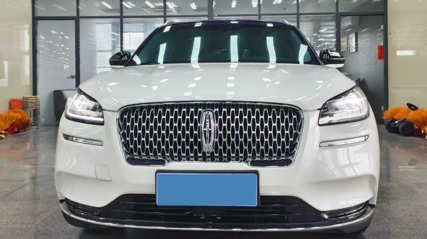 2021 Lincoln Corsair 2.0T 245HP L4 8AT,autocango,china used car exporter,china ev exporter,chinese used car exporter,chinese used ev exporter