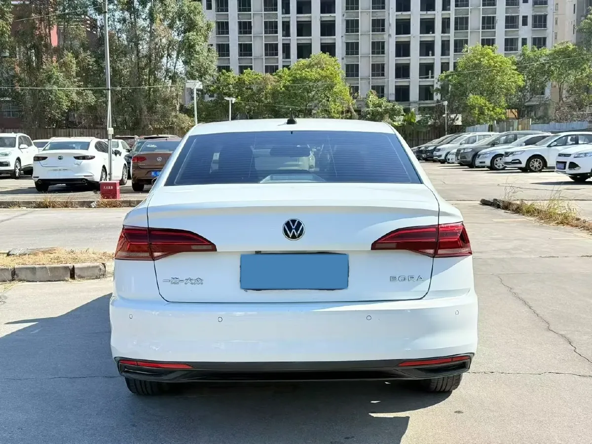 2021 Volkswagen Bora 1.5L 113HP L4 6AT,autocango,china used car exporter,china ev exporter,chinese used car exporter,chinese used ev exporter