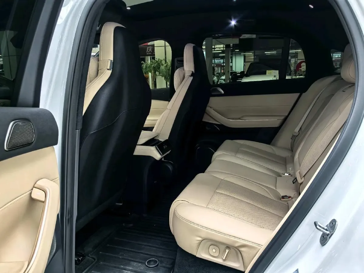 2023 Kede DiYa 2.0T 202HP L4 6AT,autocango,china used car exporter,china ev exporter,chinese used car exporter,chinese used ev exporter