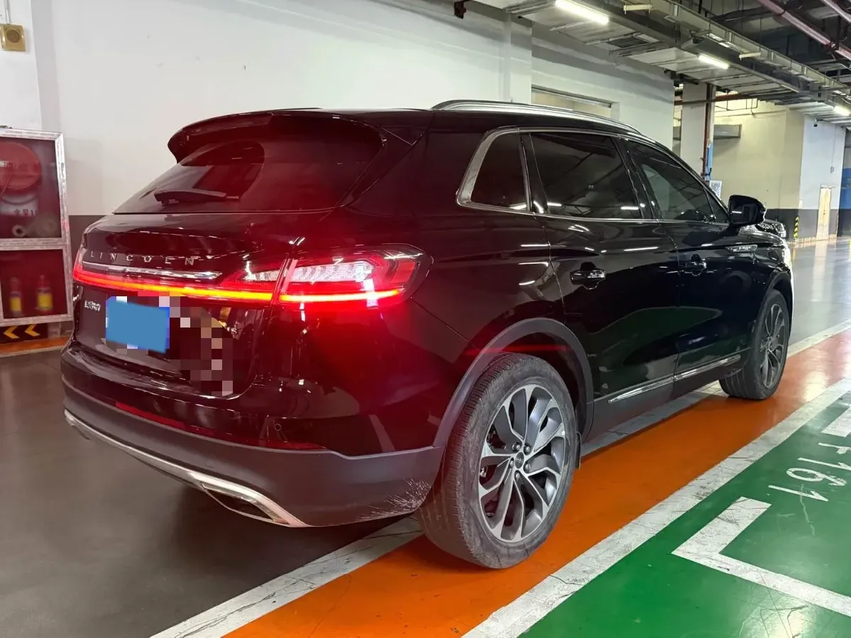 2021 Lincoln Nautilus 2.0T 245HP L4 8AT,autocango,china used car exporter,china ev exporter,chinese used car exporter,chinese used ev exporter