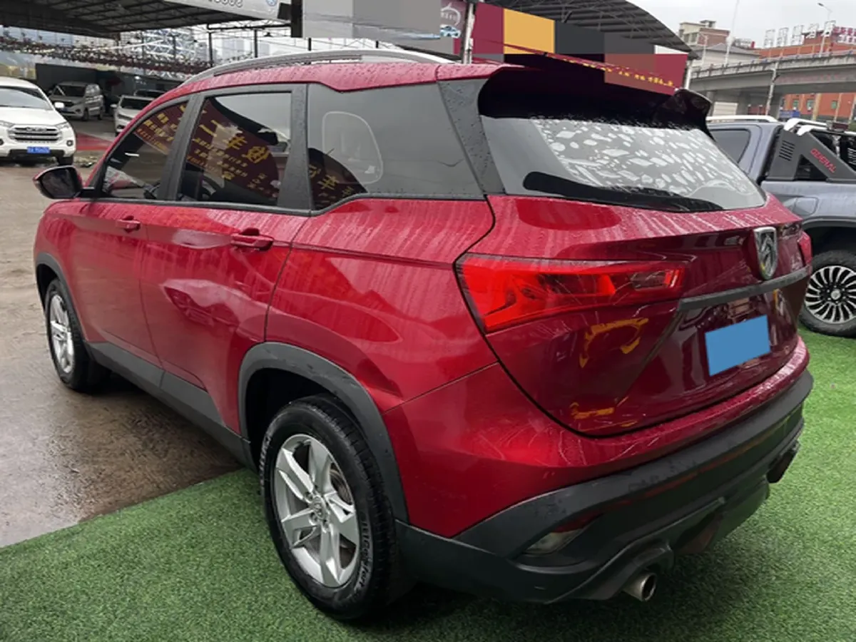 2019 BaoJun 530 1.5T 150HP L4 6MT,autocango,china used car exporter,china ev exporter,chinese used car exporter,chinese used ev exporter