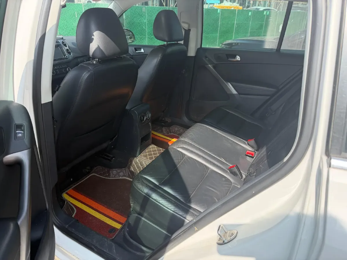 2012 Volkswagen Tiguan 1.8T 160HP L4 6AT,autocango,china used car exporter,china ev exporter,chinese used car exporter,chinese used ev exporter
