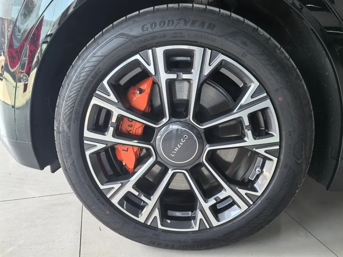 2025 LYNK&CO 900 2.0T 254HP L4 3DHT PHEV,autocango,china used car exporter,china ev exporter,chinese used car exporter,chinese used ev exporter