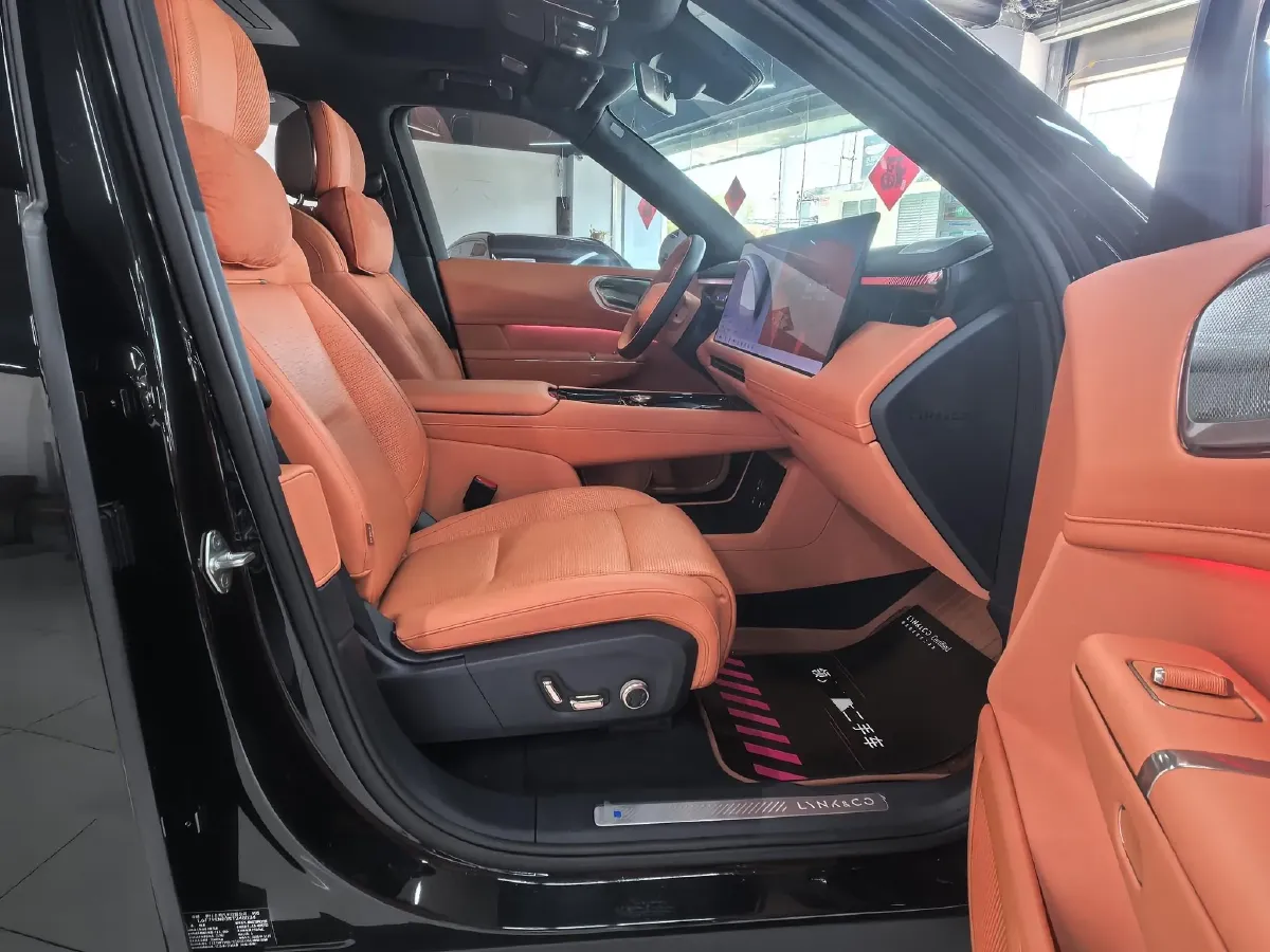 2025 LYNK&CO 900 2.0T 254HP L4 3DHT PHEV,autocango,china used car exporter,china ev exporter,chinese used car exporter,chinese used ev exporter