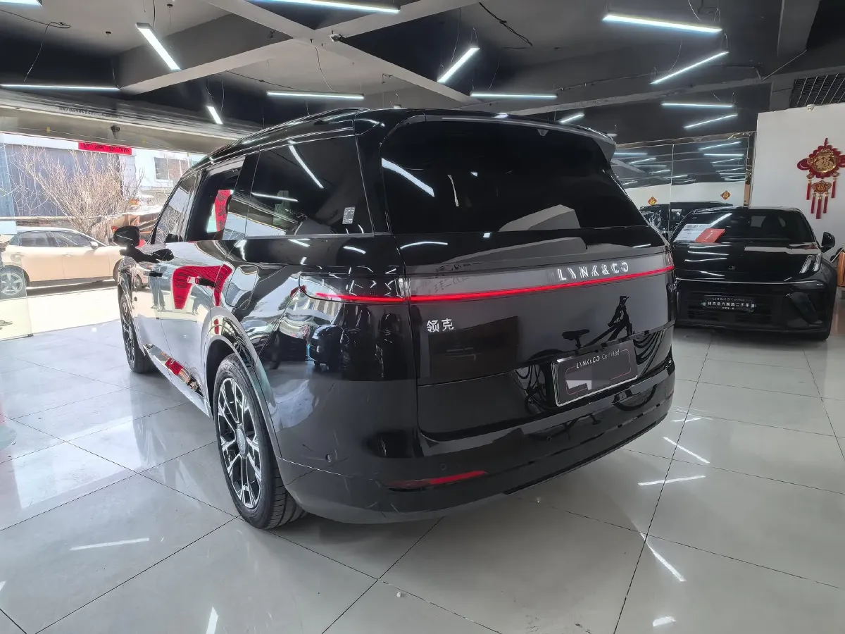 2025 LYNK&CO 900 2.0T 254HP L4 3DHT PHEV,autocango,china used car exporter,china ev exporter,chinese used car exporter,chinese used ev exporter