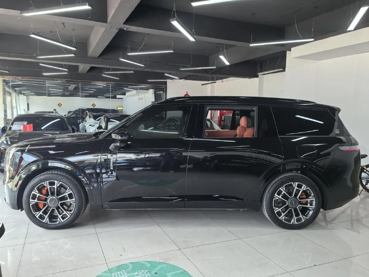 2025 LYNK&CO 900 2.0T 254HP L4 3DHT PHEV,autocango,china used car exporter,china ev exporter,chinese used car exporter,chinese used ev exporter