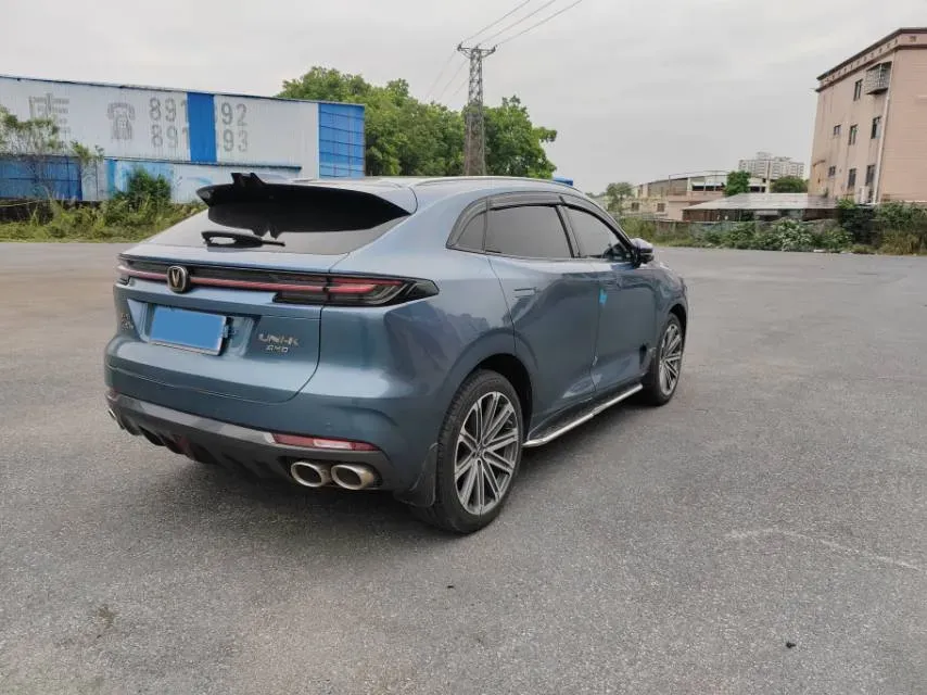 2021 ChangAn UNI-K 2.0T 233HP L4 8AT,autocango,china used car exporter,china ev exporter,chinese used car exporter,chinese used ev exporter