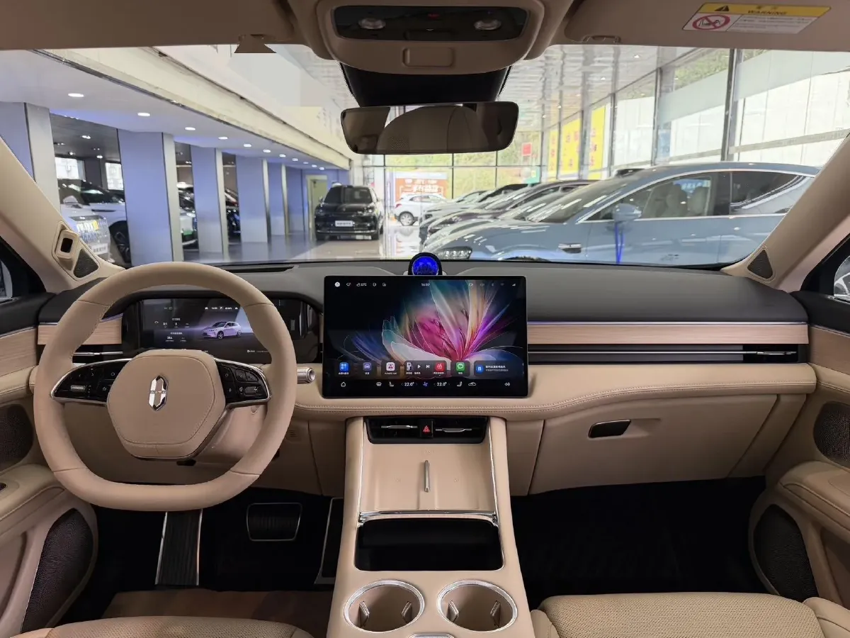 2025 AITO AITO M5 1.5T 152HP L4 REEV 42KWH,autocango,china used car exporter,china ev exporter,chinese used car exporter,chinese used ev exporter