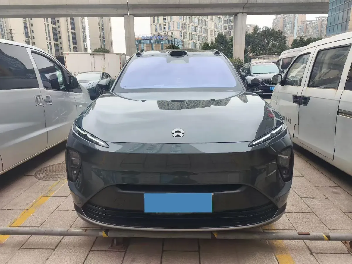 2024 Porsche Macan All-Electric BEV 100KWH,autocango,china used car exporter,china ev exporter,chinese used car exporter,chinese used ev exporter