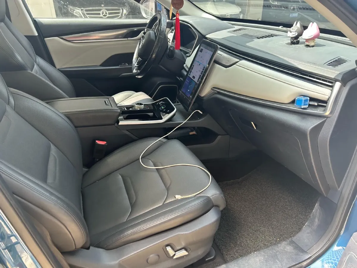 2019 Weltmeister EX5 BEV 69KWH,autocango,china used car exporter,china ev exporter,chinese used car exporter,chinese used ev exporter