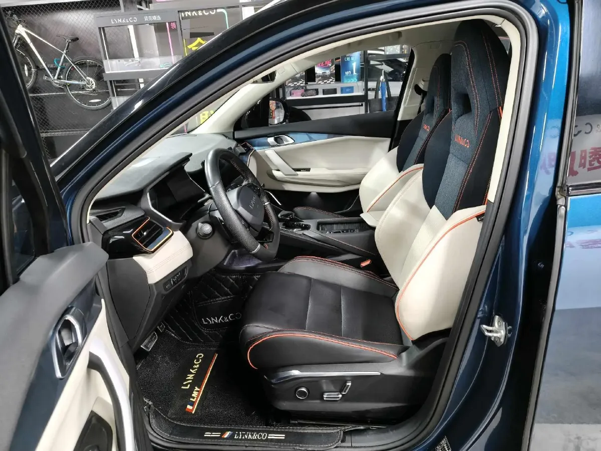 2020 LYNK&CO 06 1.5T 177HP L3 7DCT,autocango,china used car exporter,china ev exporter,chinese used car exporter,chinese used ev exporter