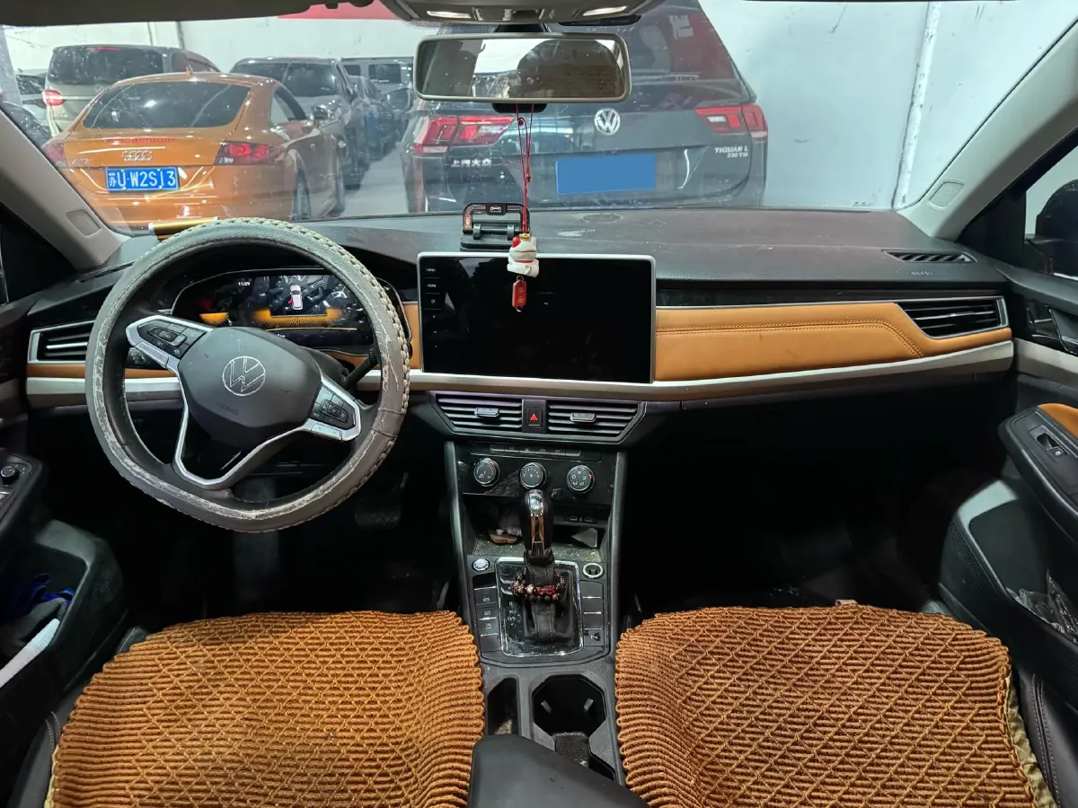 2023 Volkswagen Bora 1.2T 116HP L4 7DCT,autocango,china used car exporter,china ev exporter,chinese used car exporter,chinese used ev exporter