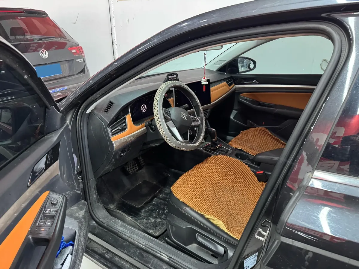 2023 Volkswagen Bora 1.2T 116HP L4 7DCT,autocango,china used car exporter,china ev exporter,chinese used car exporter,chinese used ev exporter
