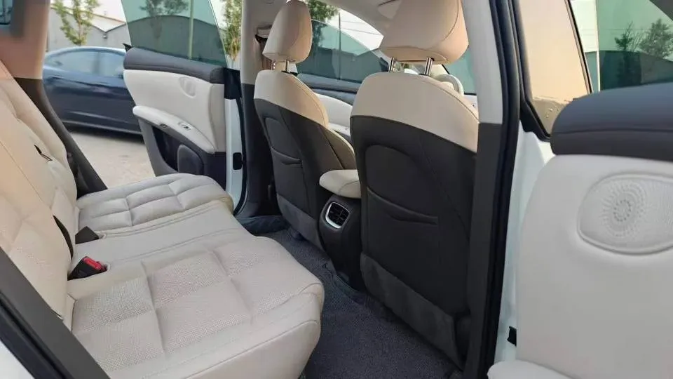 2023 IM LS6 BEV 71KWH,autocango,china used car exporter,china ev exporter,chinese used car exporter,chinese used ev exporter