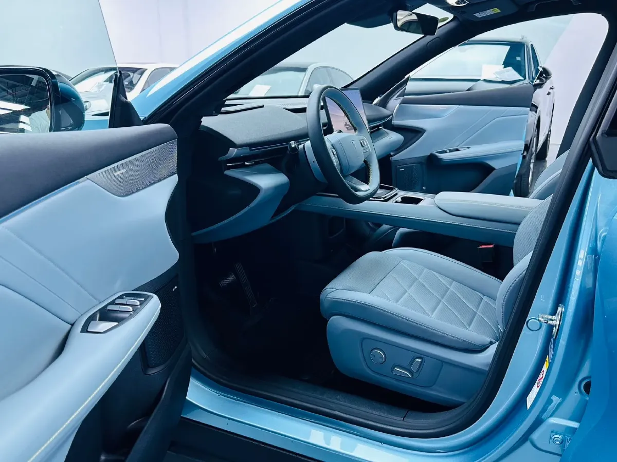 2025 ChangAn QiYuan A07 BEV 56.1KWH,autocango,china used car exporter,china ev exporter,chinese used car exporter,chinese used ev exporter