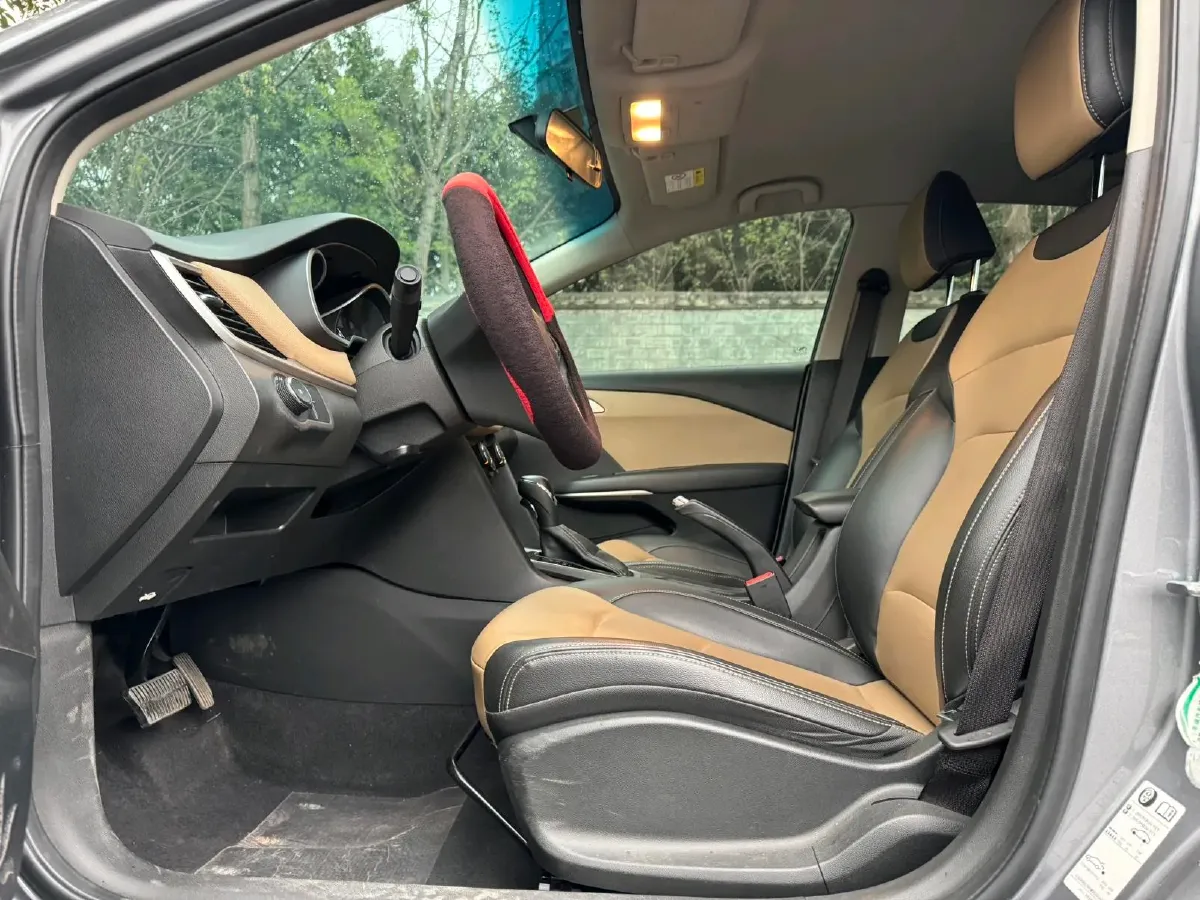 2020 Chevrolet Monza 1.5L 113HP L4 6AT,autocango,china used car exporter,china ev exporter,chinese used car exporter,chinese used ev exporter