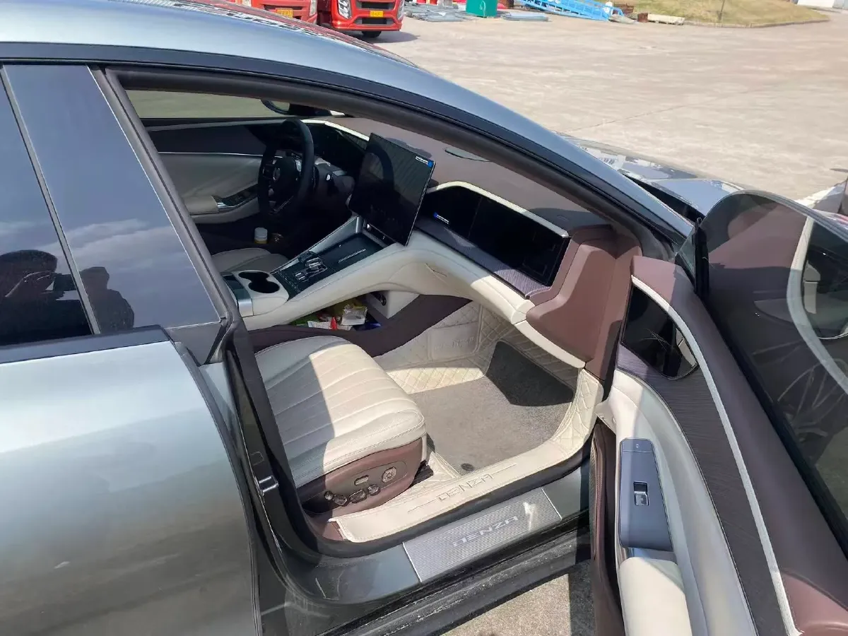 2024 Denza DenzaZ9GT 2.0T 207HP L4 E-CVT PHEV 38.5KWH,autocango,china used car exporter,china ev exporter,chinese used car exporter,chinese used ev exporter