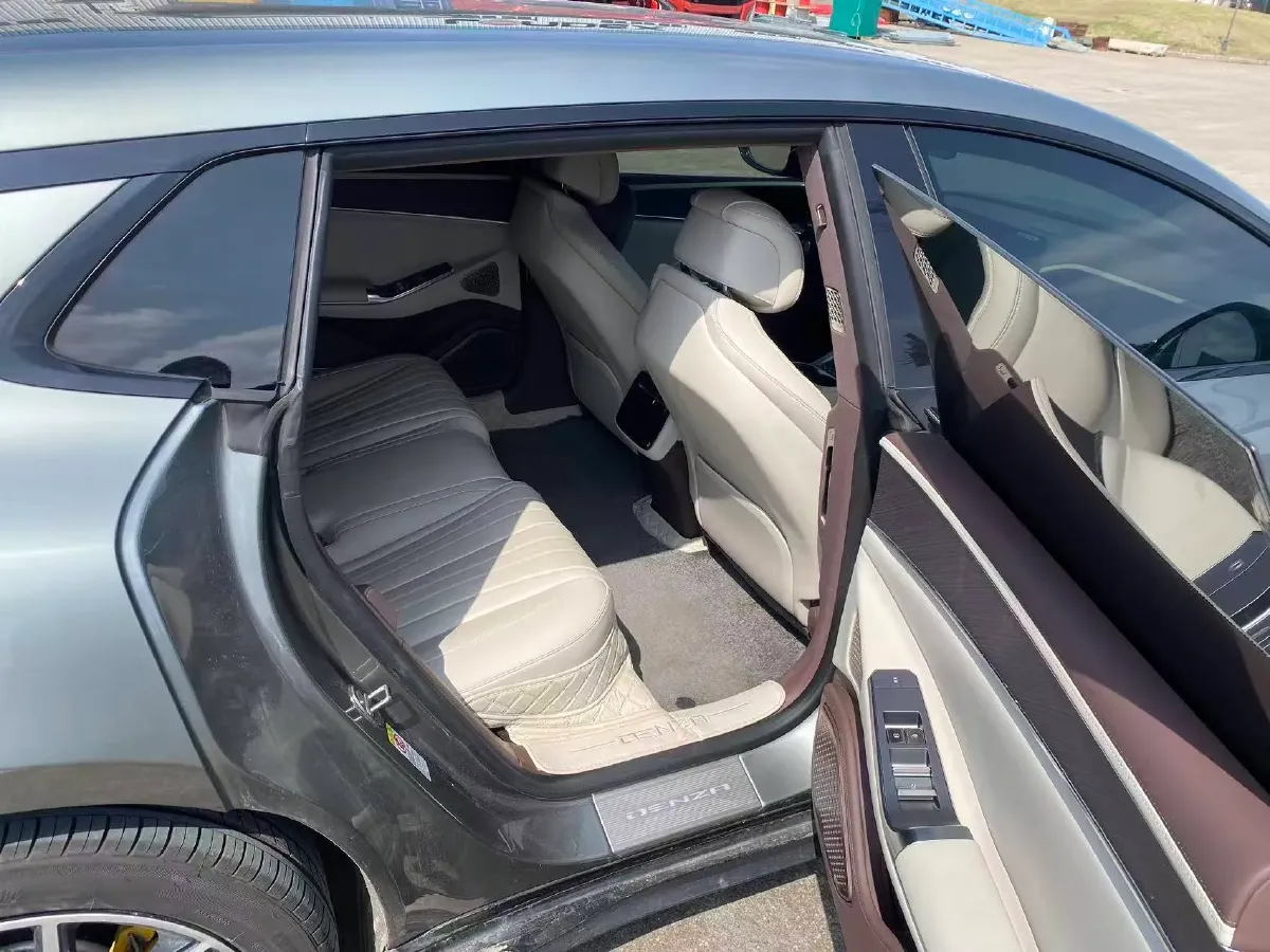 2024 Denza DenzaZ9GT 2.0T 207HP L4 E-CVT PHEV 38.5KWH,autocango,china used car exporter,china ev exporter,chinese used car exporter,chinese used ev exporter