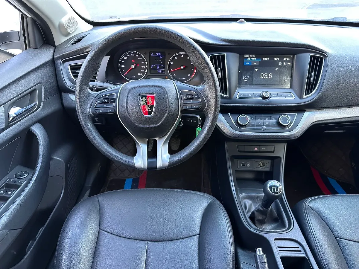 2018 Roewe 360 1.5L 116HP L4 5MT,autocango,china used car exporter,china ev exporter,chinese used car exporter,chinese used ev exporter